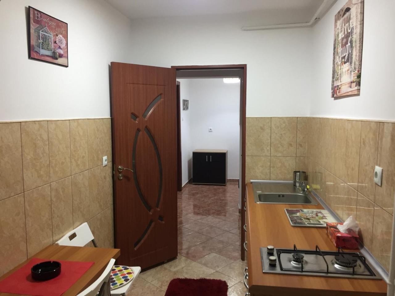 Center Apartment Галац Екстер'єр фото