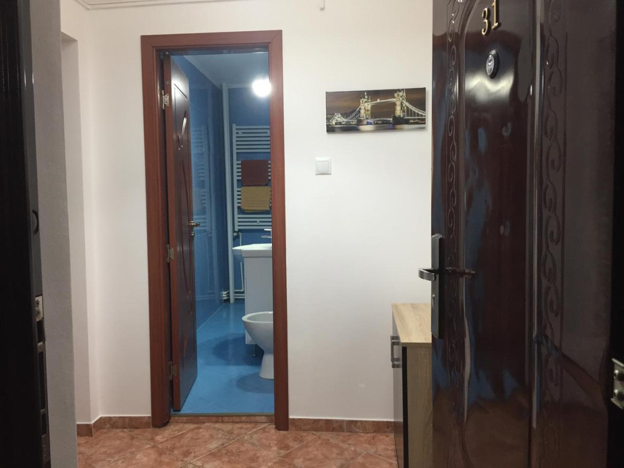 Center Apartment Галац Екстер'єр фото